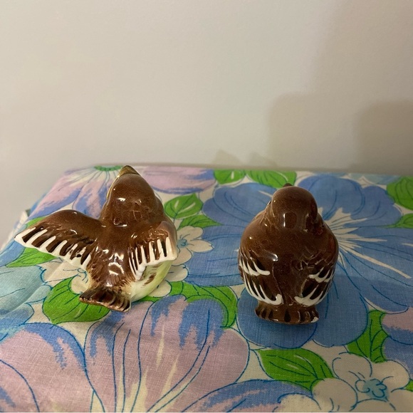 Vintage Baby bird salt and pepper shakers fat little birds - Picture 4 of 10